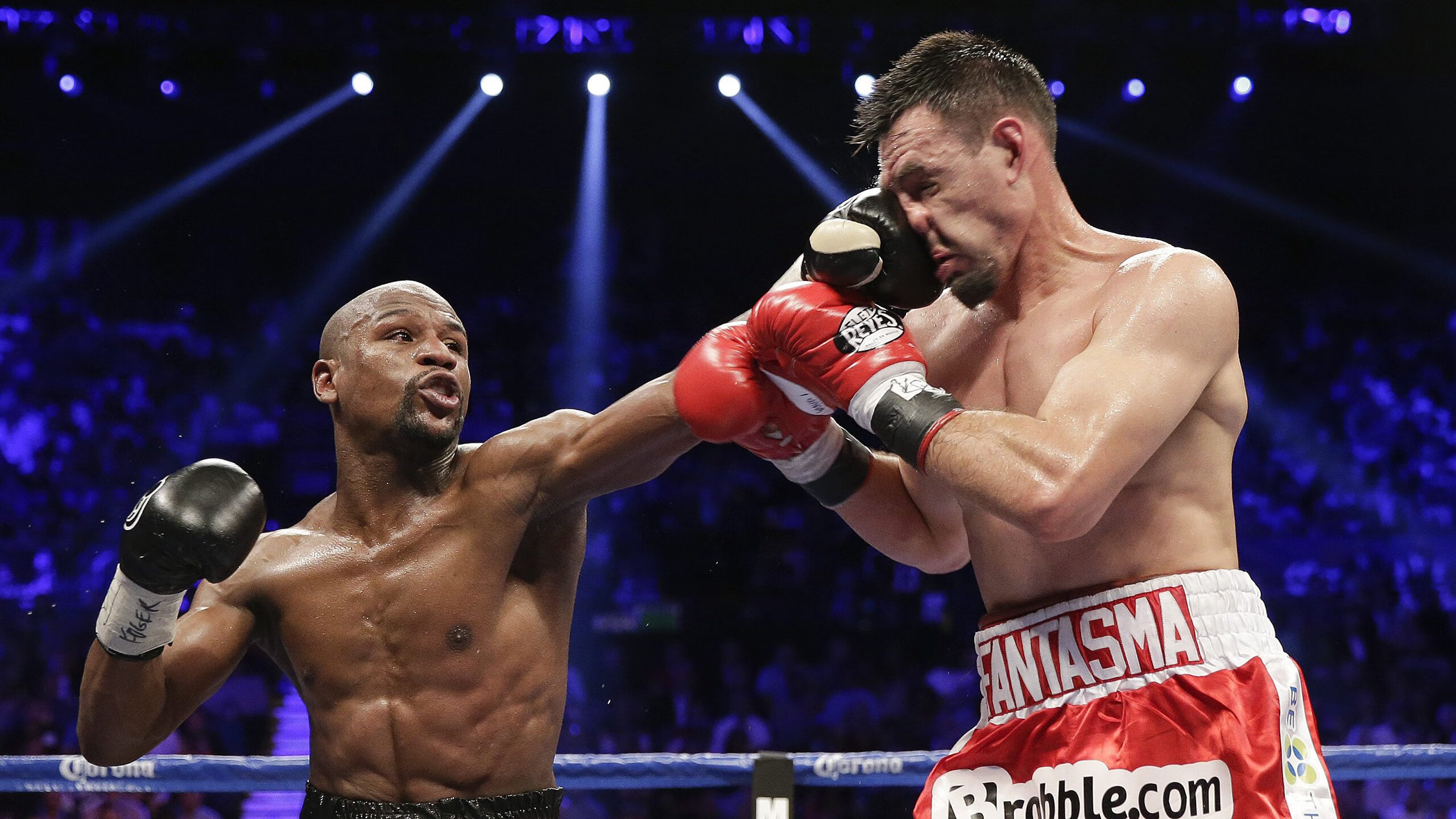 “宽板滑水：水面上的舞蹈，东三叉湖马鞍山赛场上演”